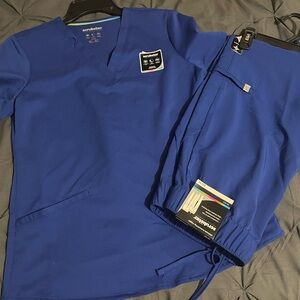 Scrubstar scrub set 
Size XS top and XS bottom